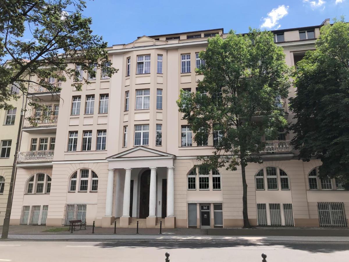 Apartament Aleja 22 Poznań Zewnętrze zdjęcie